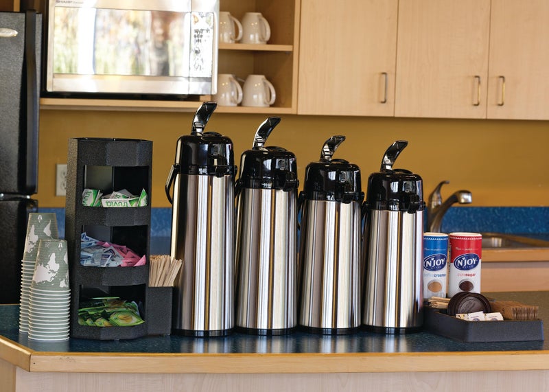 Service Ideas خدمة أفكار ECAL25S إيكو-إير إبريق مع غطاء ذراع، موزع مشروبات معزول، إبريق قهوة حراري، سعة 2.5 لتر، معزول بالزجاج - Image 5